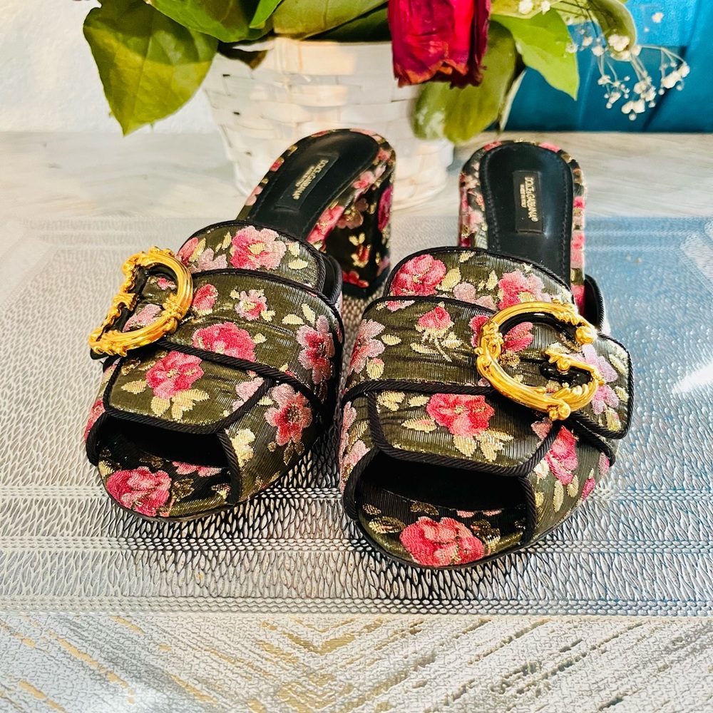 Dolce & Gabbana Pink Floral Mules with Gold Buckle - Picture 2 of 12